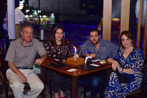 15102018 CONVIVEN.  Alfonso, Julia, Alejandro y Alejandra.