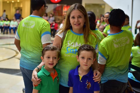 15102018 Karina, Santino y Luciano.
