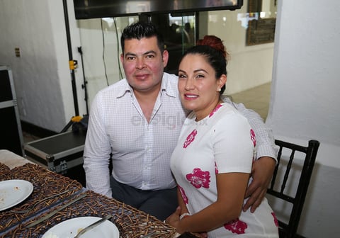 Omar Cano y Elena Abigail