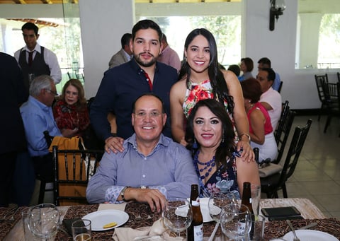 Familia Lazarín Quezada.