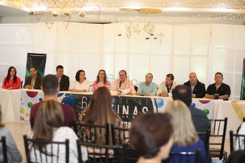 Candidatas a reina del 64 aniversario del Club Campestre