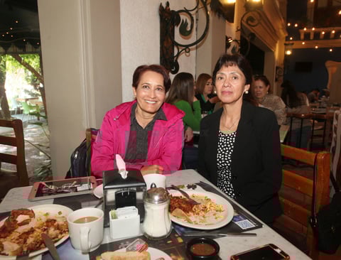María Isabel Rodríguez y  y Marha Hernández.