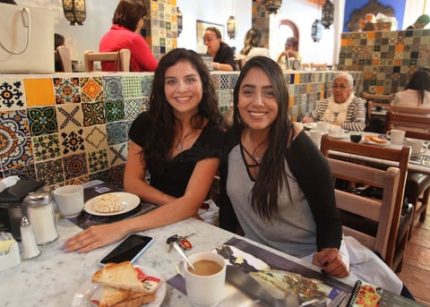 Fernanda y Paulina.