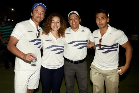 20102018 POSAN PARA LA FOTO.  Yuji Yamashita, Pilar Berber, Alfonso y Christopher.