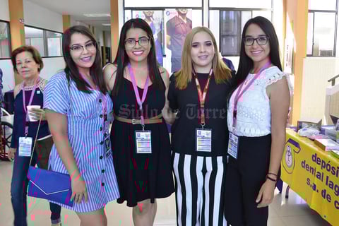 24102018 Azalea, Astrid, Mayra y Celina.