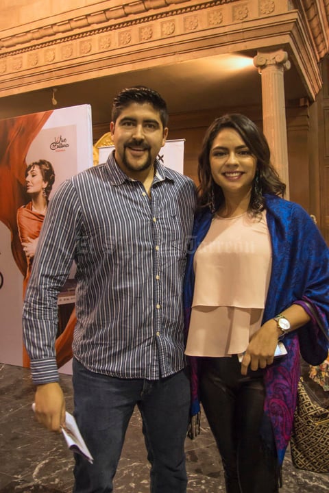 Alejandro Esquivel y Mafer Ortiz