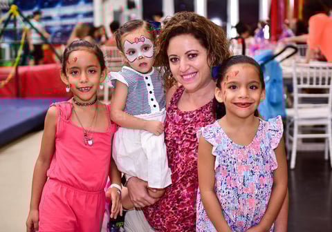 Mary Sofi Ana Pau Natalia y Monica