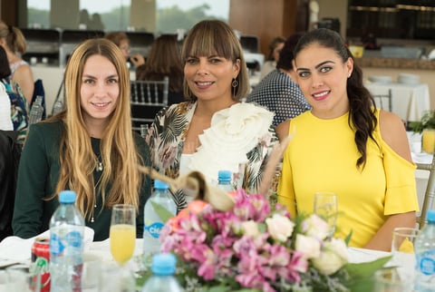 Karin Schott Sandra Enriquez y Jazmin Jimenez