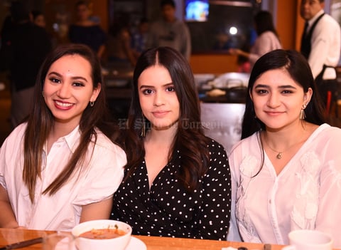 Maryfer Varas, Adriana Dominguez y Luisa Rodriguez