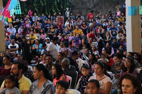 El desfile arrancó en la estación del Trenecito del Parque Guadiana.