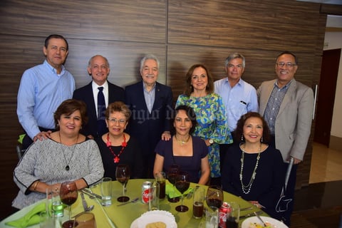29102018 Presentes en el festejo.