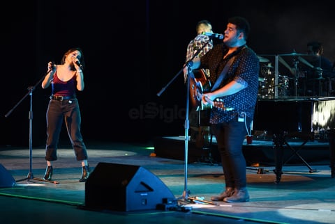 Al dar las 21:45 horas, los de Matisse irrumpieron en el escenario. A partir de ese momento los gritos de la fanaticada no dejaron de escucharse.