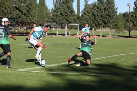 Al final del encuentro las Leyendas del Santos Laguna convivieron con grandes y chicos en una fiesta que solo el ablompié puede ofrecer a la afición.
