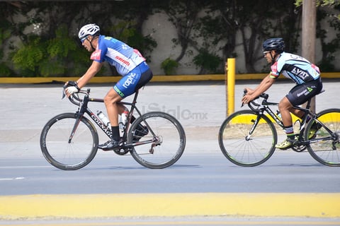 Celebran la Vuelta Ciclista a La Laguna