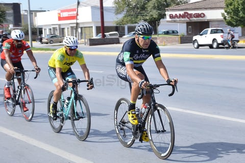 Celebran la Vuelta Ciclista a La Laguna