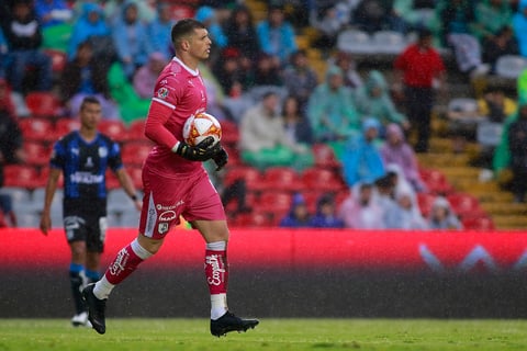 Thiago Volpi se volvió el hombre del partido.