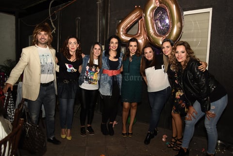 Carlos, Ana Paula, Adriana, Sofia, Mayte, Vanessa, Ale y Alejandra