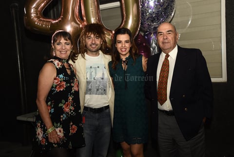 Emelia, Carlos, Sofia y Rodolfo