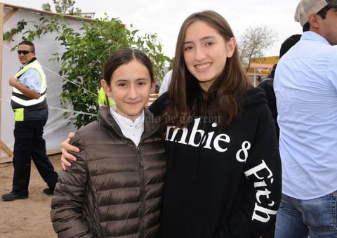 Fernanda y Montserrat