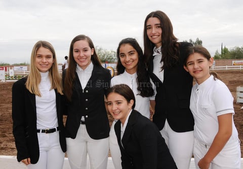 Valentina, Barbara, Mariana, Aranza, Marifer y Andrea