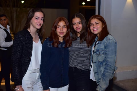 Monse, Daniela, Víctoria y Ana