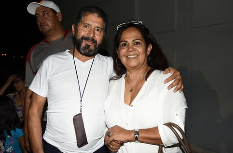 Armando Reyes y Rosario Frausto