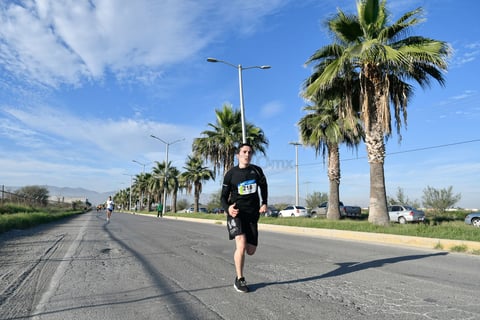 Laguneros corren el Medio Maratón Autocentro-Autopop