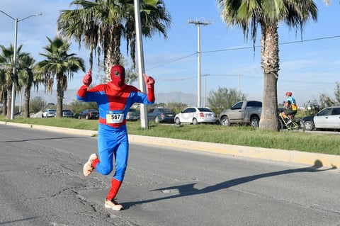Laguneros corren el Medio Maratón Autocentro-Autopop