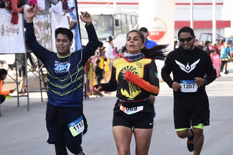Laguneros corren el Medio Maratón Autocentro-Autopop