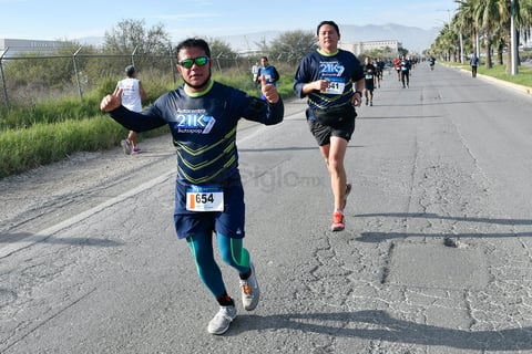 Laguneros corren el Medio Maratón Autocentro-Autopop