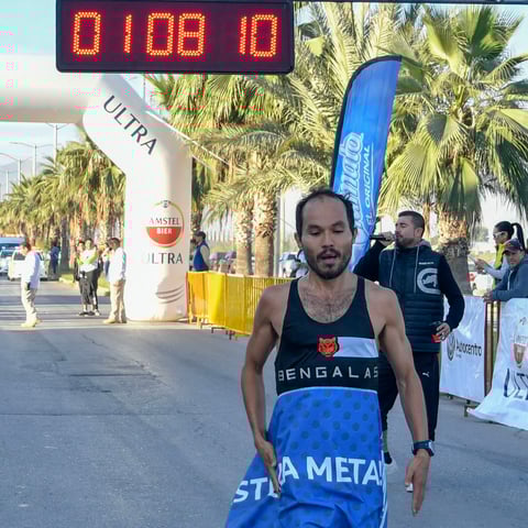 El reloj de Daniel se detuvo en 1:08:10 tras cruzar la META.