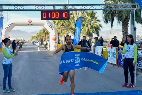 Daniel Ortiz, bicampeón del Maratón Internacional Lala, se adjudicó la victoria en el 21K Autocentro-Autopop.