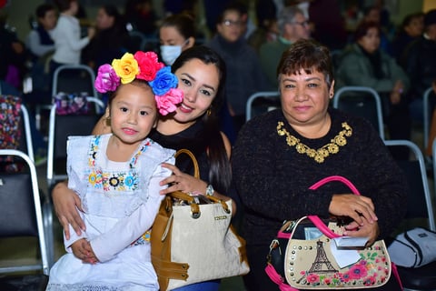22112018 Mónica, Sofía y Mónica.