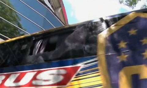Fue agredido el autobús del Boca Juniors.