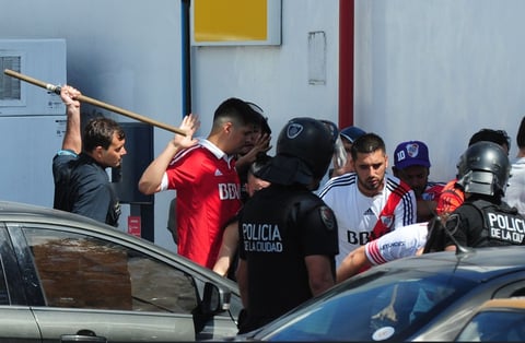 La violencia ensombreció el día.