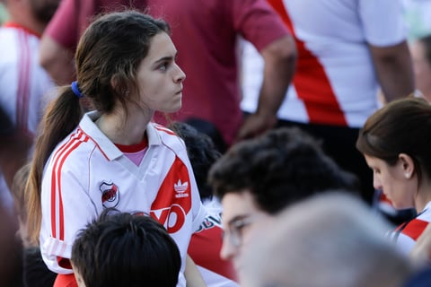 El partido primeramente se había movido de hora.