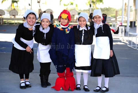 27112018 Regina, Renata, Christian, Diana y Marien.