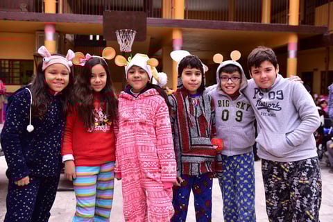28112018 Regina, Valentina, Dulce, Alejandro, Alexis y Diego.