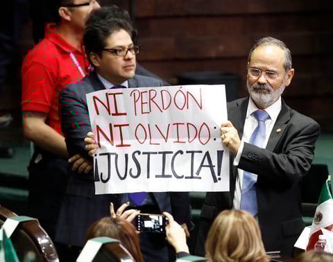 Asume AMLO la Presidencia de México