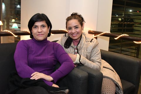 Elvia Martínez y Nora González.