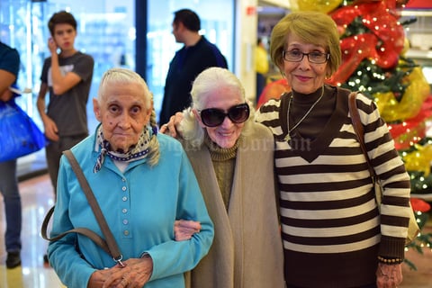 05122018 Gloria, Martha e Irma.