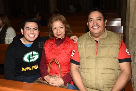 06122018 Disfrutan de concierto