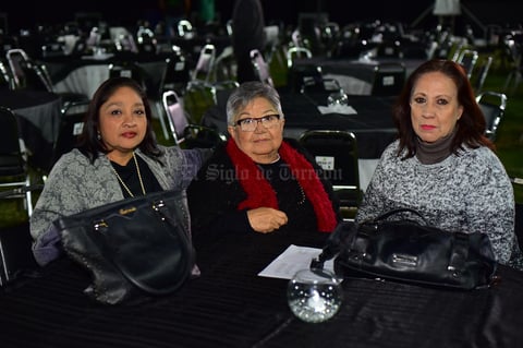 Margarita, Socorro y Paty