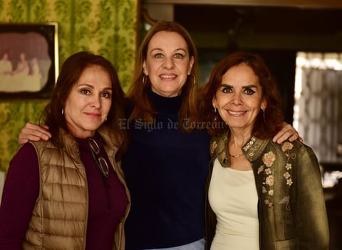 Marcela, Alejandra y Pecky.JPG