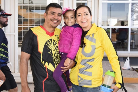 Roberto, Isabella y Cristina Roman
