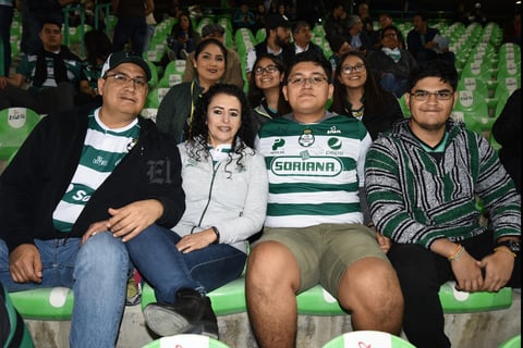 10122018 Blanca, Javier, Leonardo y Gael.