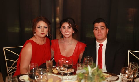 Isela Galaviz, Cristina Soria y Adrian Cussin.
