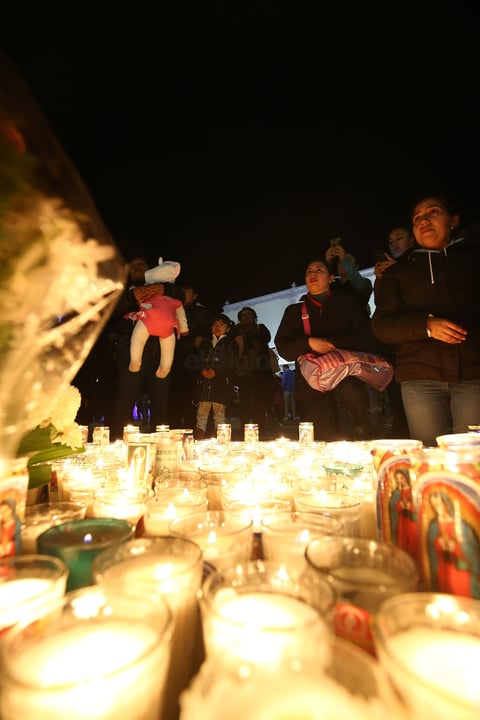 Duranguenses celebran a la Virgen de Guadalupe