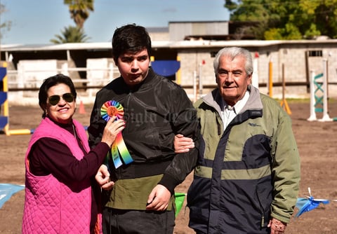 13122018 Mercedes Martínez Guerrero, Fernando Cisneros Orduño y Fernando Cisneros Barrón.