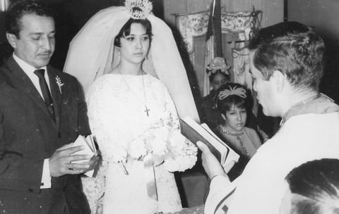 16122018 Pedro Ãvila Licerio (f) y Martha Alicia Rivas LÃ³pez (f) contrajeron matrimonio el 28 de diciembre de 1968 en Sagrado CorazÃ³n de JesÃºs de Cd. Lerdo, Dgo. CelebrarÃ­an su 50 aniversario matrimonial.